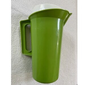 60s Lustro-Ware Pitcher Avocado Green Vintage L-50 Plastic Pour Strain Lid USA